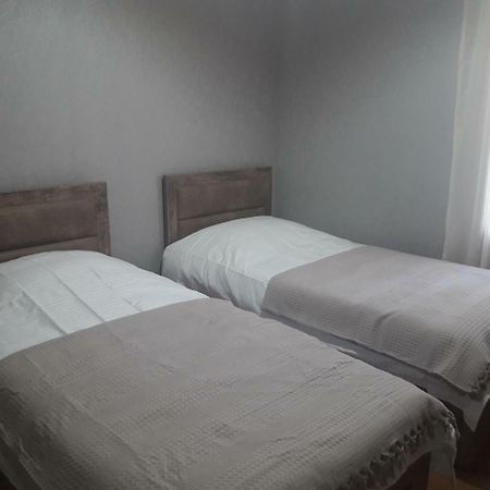 Apartment For Family Tbilisi Eksteriør bilde